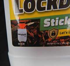 Lockdown Sticky Mulch Glue for Landscaping (64oz) Lasts Up to 2 Years, Non-Toxic