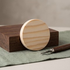 Assorted Color Pine Wood Circle Pieces Reusable for Crafting Home Projects