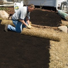 Ez-Straw Germination and Erosion Control Blanket – 4ft. x 50ft. (200 sq. ft.)