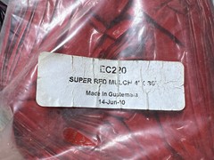 NEW – Super Red Mulch – 30’ Foot Long by 4’ Foot Wide – Red Promotes Flowering