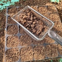 Soil Sifter for Gardening Pack of 2, Dirt Sifter Compost Sifter with