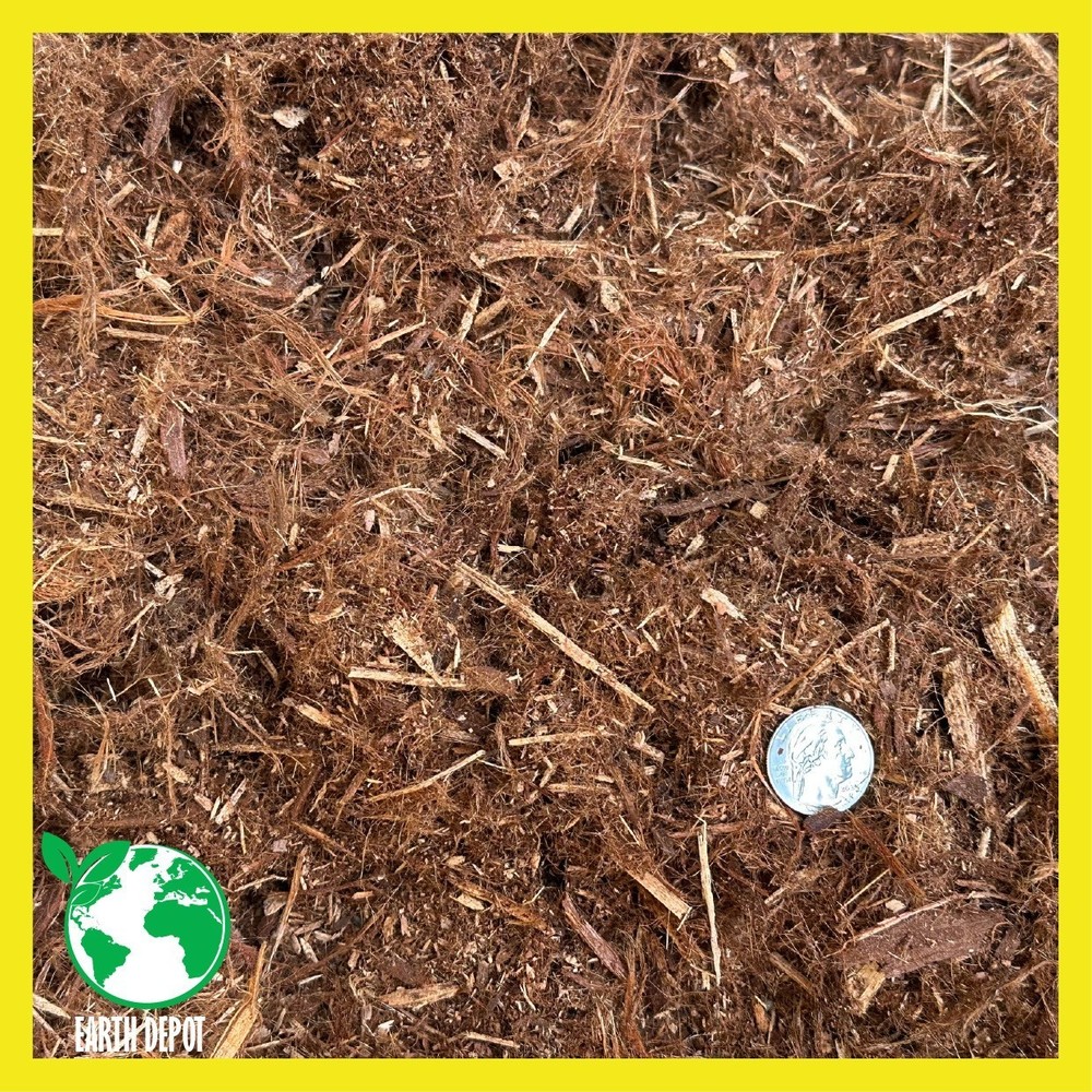 Fresh Natural Redwood Mulch 34QT Gorilla Hair Garden Bark USA Wood Chips